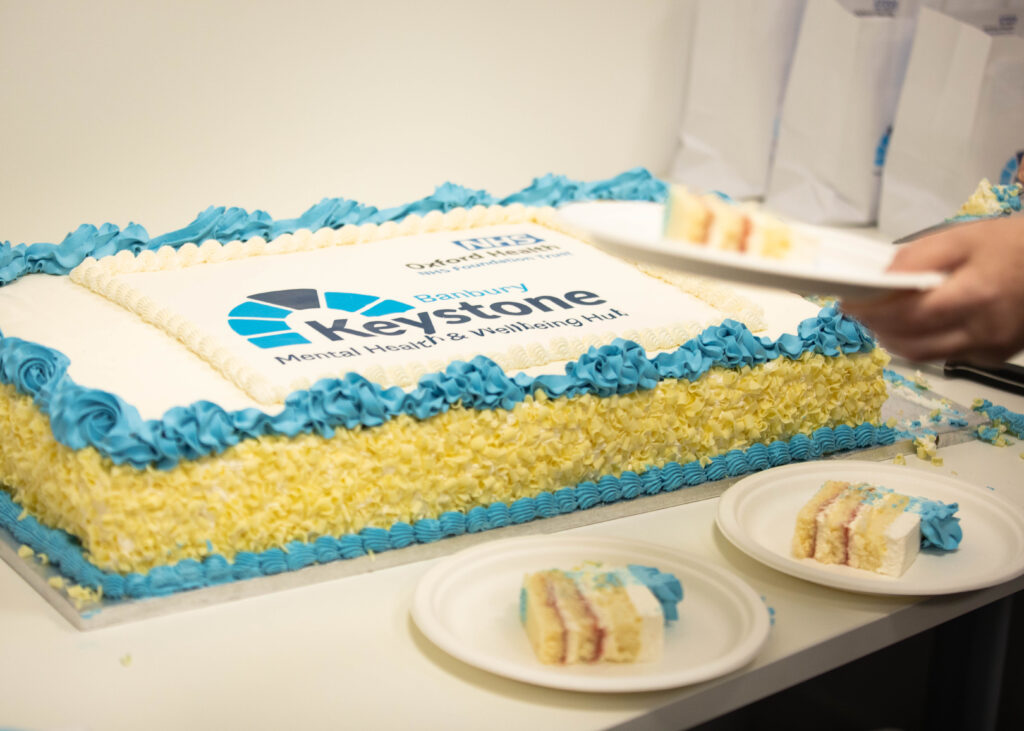 Banbury hub launch cake